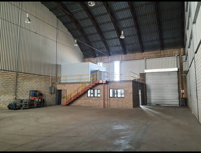 460M² WAREHOUSE TO LET IN DRIEHOEK
